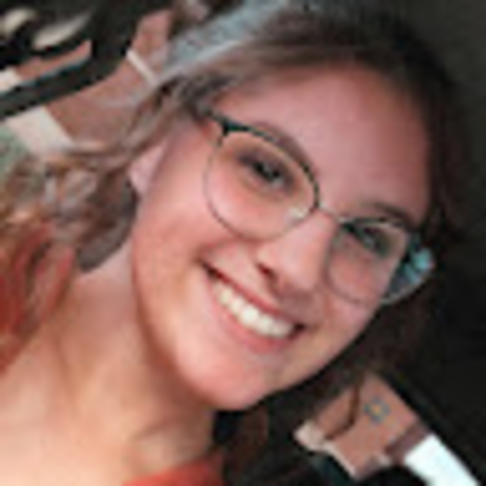 Meet your Posher, Brooke